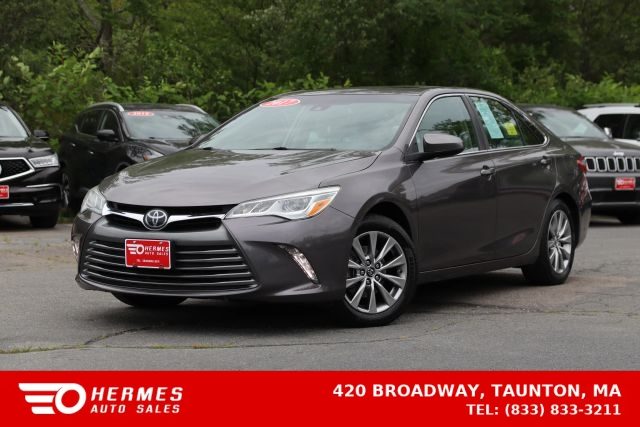 2017 Toyota Camry XLE V6 FWD photo