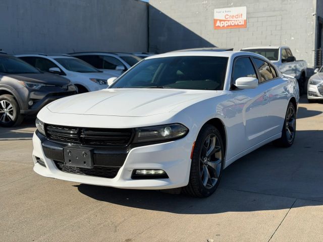 2016 Dodge Charger SXT RWD photo