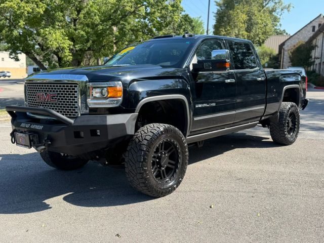 2016 GMC Sierra 2500HD Denali 4WD photo