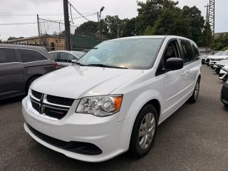 2017 Dodge Grand Caravan SE FWD photo