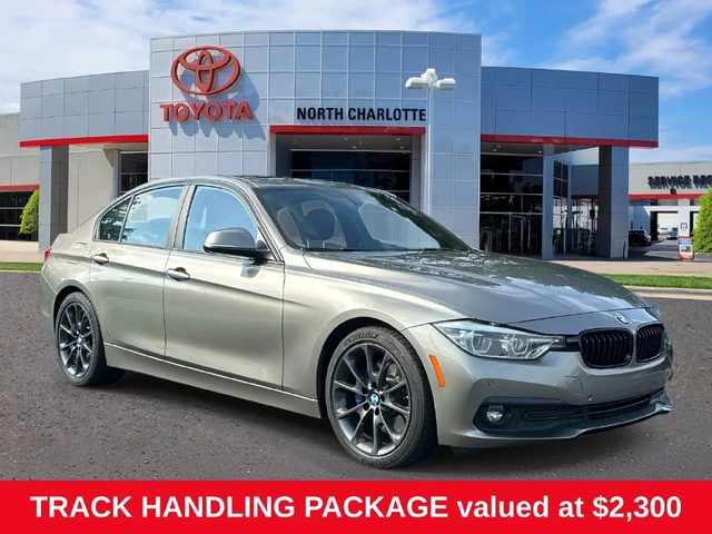 2017 BMW 3 Series 320i RWD photo
