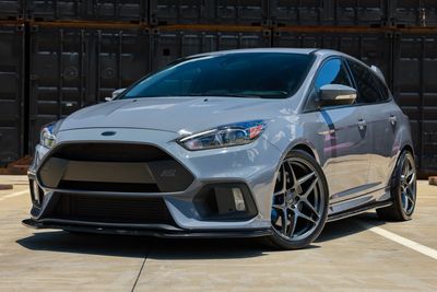 2016 Ford Focus RS AWD photo