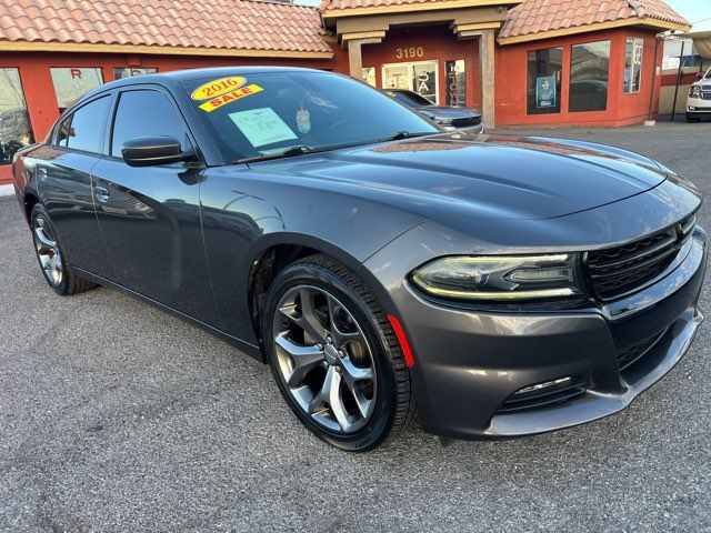 2016 Dodge Charger SXT RWD photo