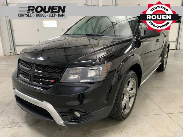 2017 Dodge Journey Crossroad Plus FWD photo