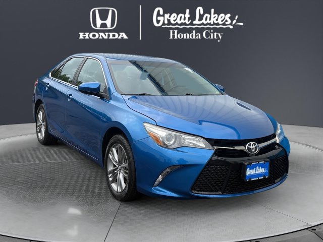 2017 Toyota Camry SE FWD photo