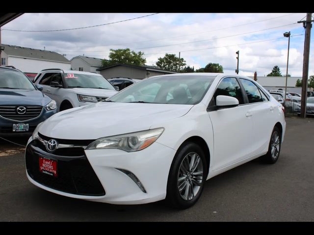 2015 Toyota Camry SE FWD photo
