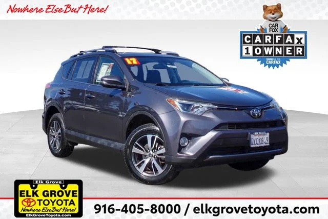 2017 Toyota RAV4 XLE FWD photo