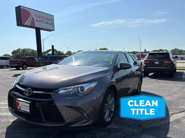 2017 Toyota Camry SE FWD photo