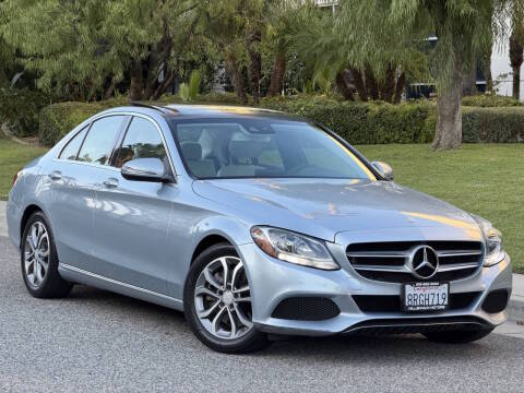 2017 Mercedes-Benz C-Class C 300 RWD photo