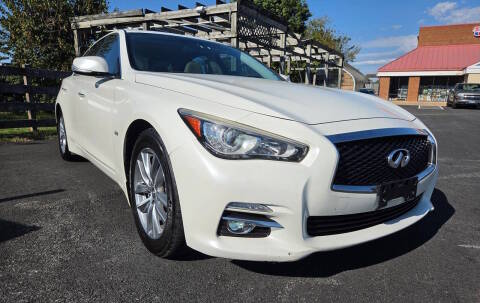 2017 Infiniti Q50 3.0t Premium RWD photo