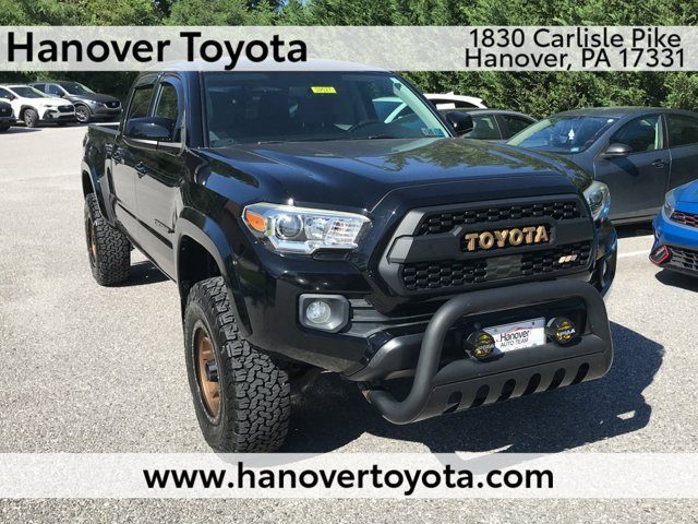 2017 Toyota Tacoma SR5 4WD photo