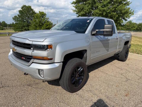 2017 Chevrolet Silverado 1500 LT 4WD photo