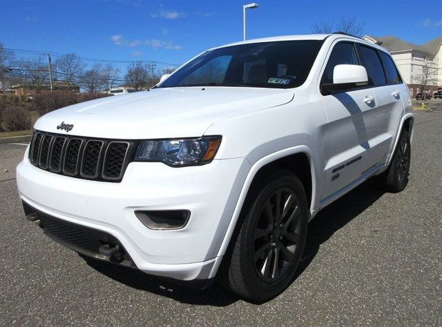 2017 Jeep Grand Cherokee Limited 75th Anniversary Edition 4WD photo
