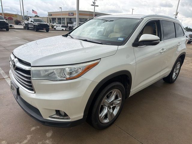 2016 Toyota Highlander Limited FWD photo