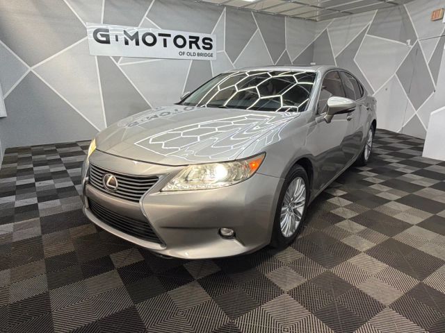 2015 Lexus ES FWD photo