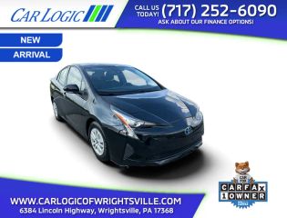 2017 Toyota Prius Two FWD photo