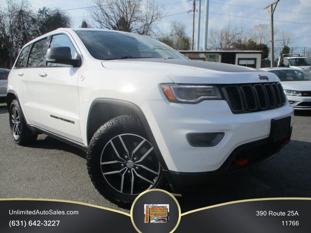 2017 Jeep Grand Cherokee Trailhawk 4WD photo