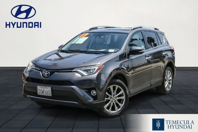 2017 Toyota RAV4 Limited FWD photo