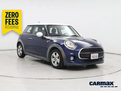 2017 MINI Hardtop 2 Door Cooper FWD photo