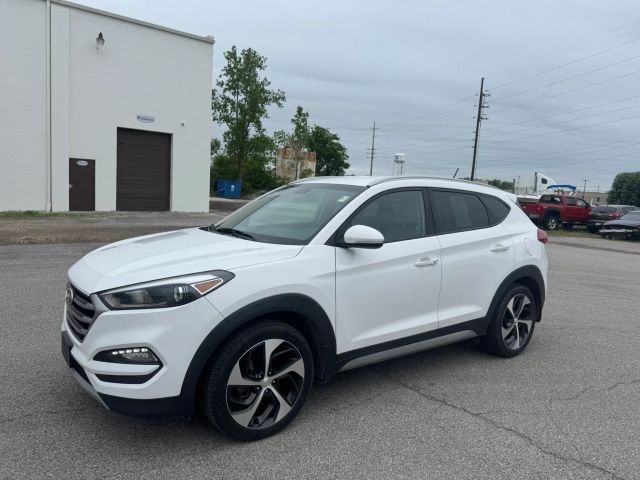 2017 Hyundai Tucson Sport AWD photo