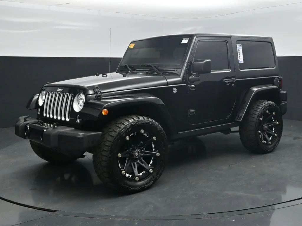 2017 Jeep Wrangler Sahara 4WD photo