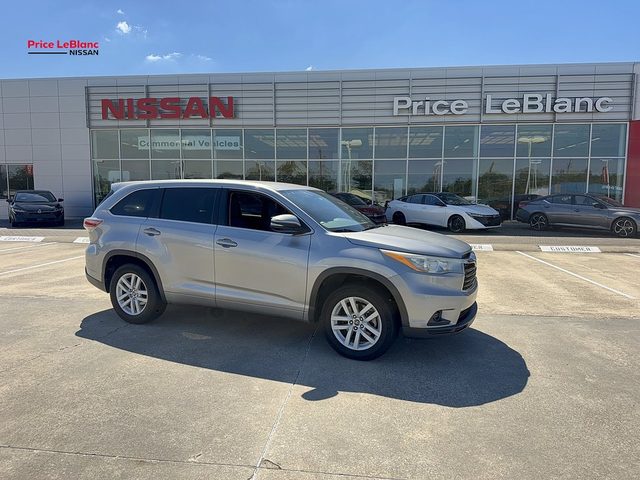 2016 Toyota Highlander LE FWD photo