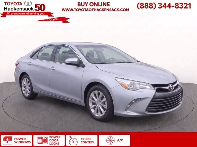 2017 Toyota Camry LE FWD photo