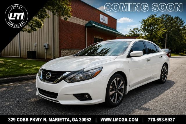 2016 Nissan Altima 2.5 SR FWD photo