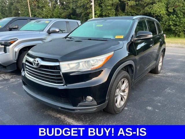 2015 Toyota Highlander XLE FWD photo