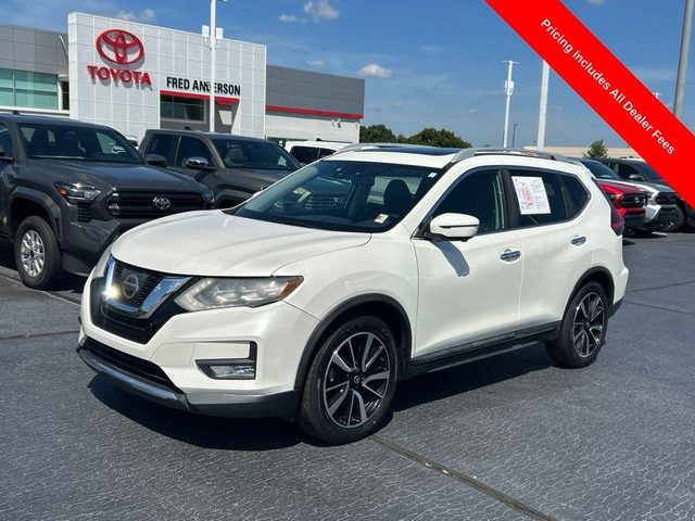 2017 Nissan Rogue SL FWD photo