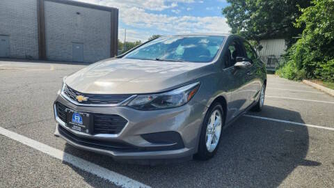 2017 Chevrolet Cruze LT FWD photo