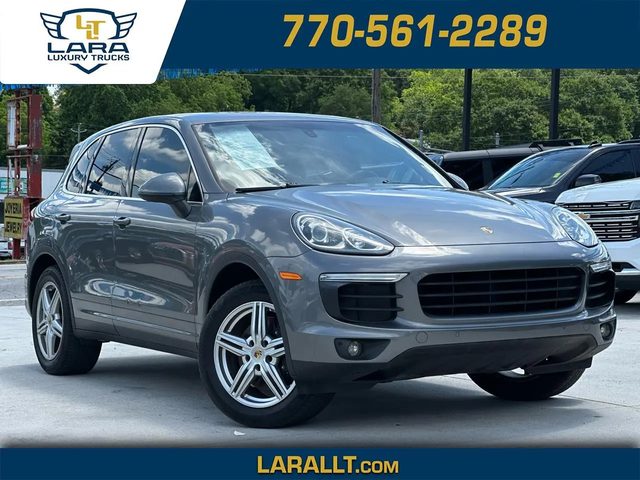 2016 Porsche Cayenne  AWD photo