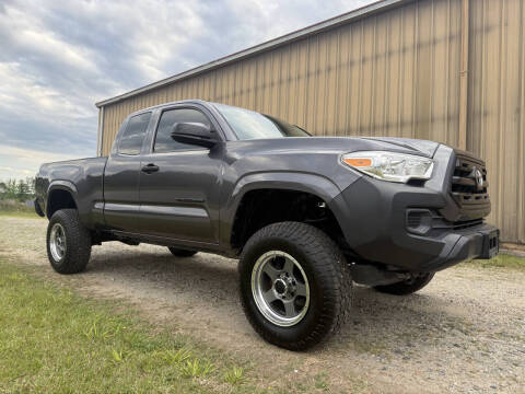 2017 Toyota Tacoma SR RWD photo