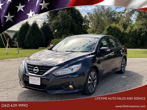 2017 Nissan Altima 2.5 SV FWD photo