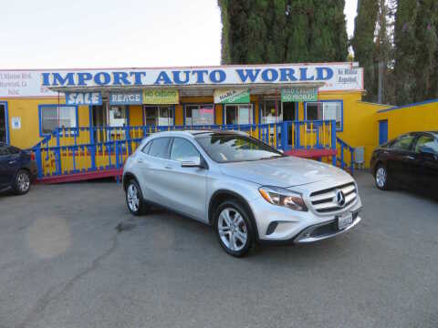 2017 Mercedes-Benz GLA-Class GLA 250 AWD photo