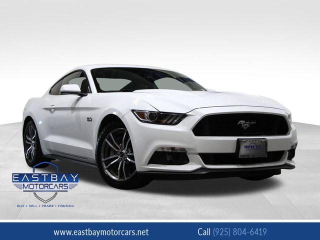 2017 Ford Mustang GT RWD photo