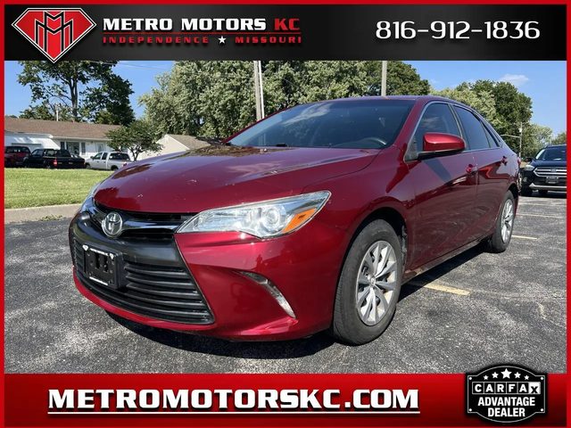 2017 Toyota Camry LE FWD photo