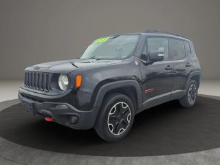 2016 Jeep Renegade Trailhawk 4WD photo