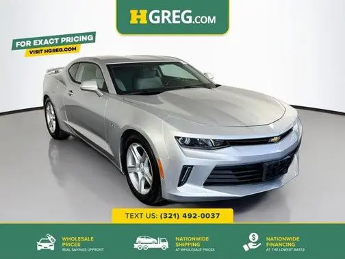 2017 Chevrolet Camaro 1LT RWD photo