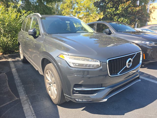 2017 Volvo XC90 Momentum AWD photo