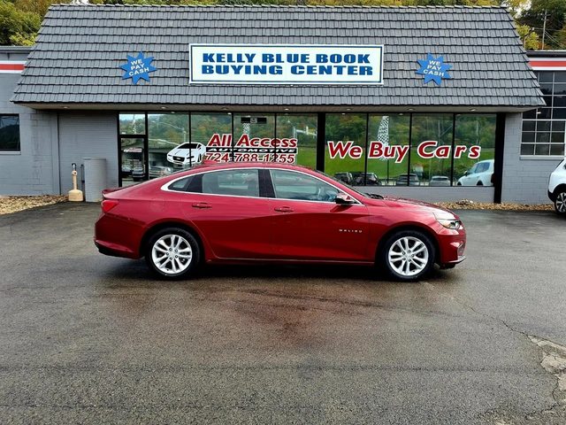 2017 Chevrolet Malibu LT FWD photo