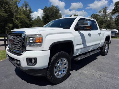 2016 GMC Sierra 2500HD Denali 4WD photo