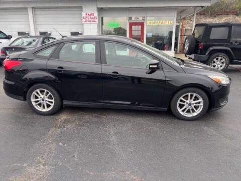 2016 Ford Focus SE FWD photo
