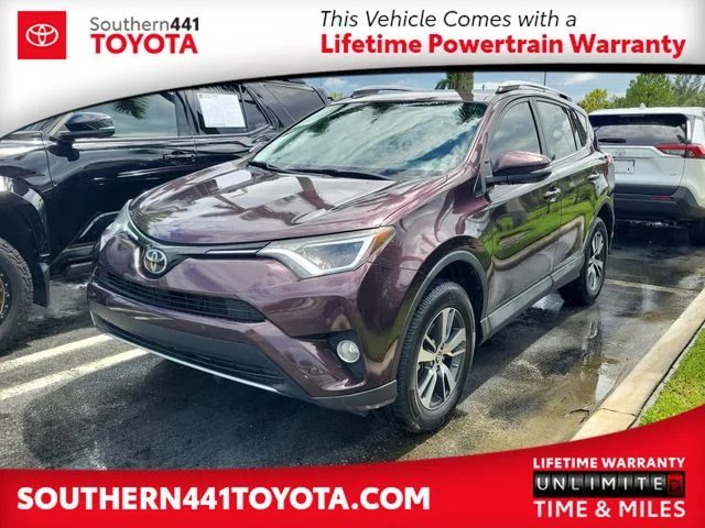 2017 Toyota RAV4 XLE FWD photo