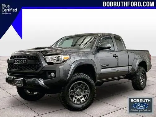 2017 Toyota Tacoma TRD Sport 4WD photo