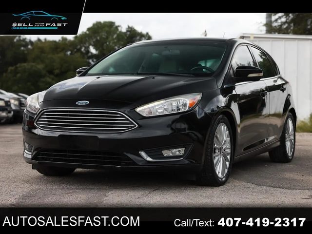 2016 Ford Focus Titanium FWD photo