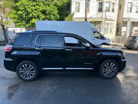 2017 GMC Terrain Denali AWD photo