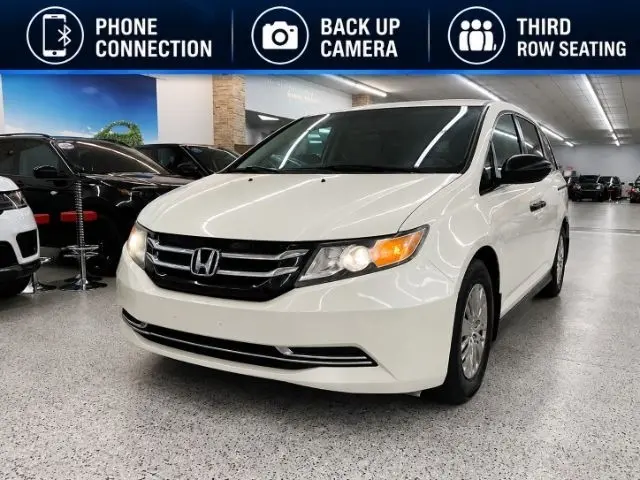 2016 Honda Odyssey LX FWD photo