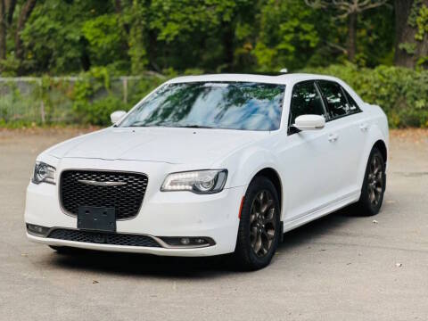 2017 Chrysler 300 300S Alloy Edition AWD photo