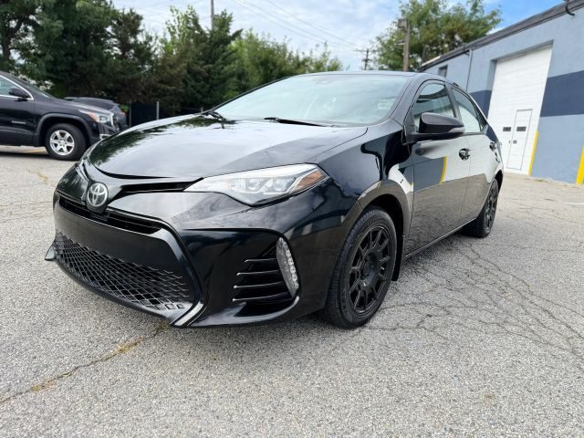 2017 Toyota Corolla LE FWD photo